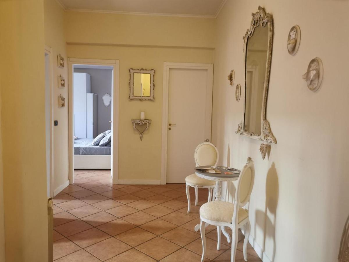 Apartmán Domus Flavi Řím Exteriér fotografie