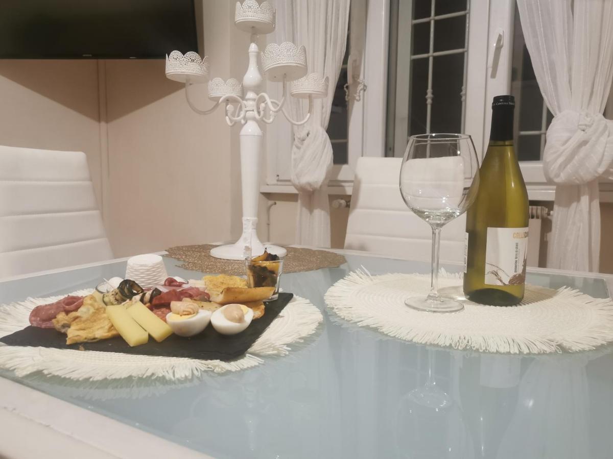 Apartmán Domus Flavi Řím Exteriér fotografie